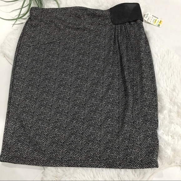 LENA Gabrielle LG herringbone skirt NWT size 14 - Picture 1 of 8